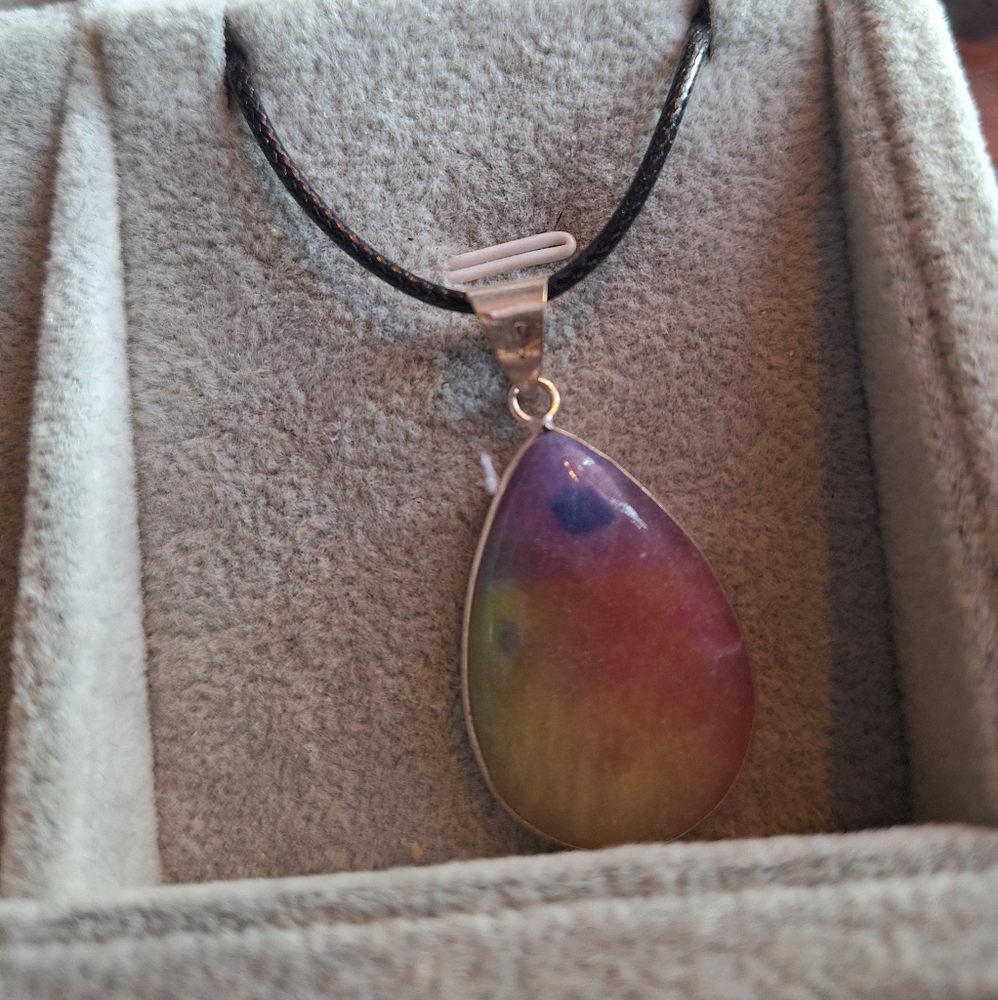 Natural Gemstone Pendant Rainbow Quartz Druzy